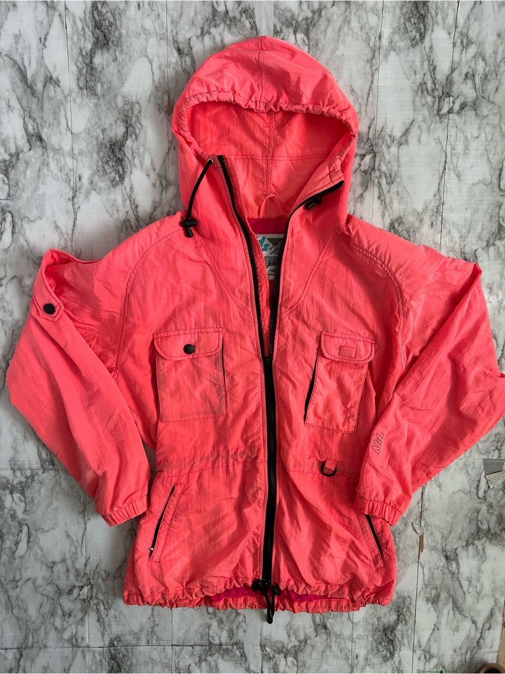 NILS 80s or 90s Vintage Hooded Windbreaker Ski Jacket women’s size 6 small
